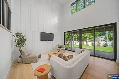 66 Jefferson Avenue, Tenafly, NJ 07670 - Photo 15