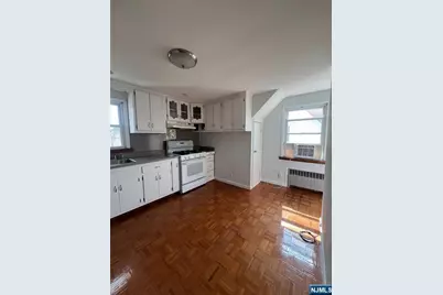 198 Banta Avenue 2 #2, Garfield, NJ 07026 - Photo 5