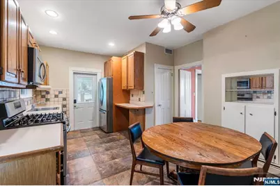 194 Christie Heights Street, Leonia, NJ 07605 - Photo 15