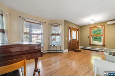 194 Christie Heights Street, Leonia, NJ 07605 - Photo 5