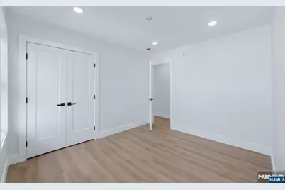 92 Speedway Avenue, Newark, NJ 07106 - Photo 27