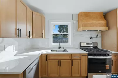 92 Speedway Avenue, Newark, NJ 07106 - Photo 23