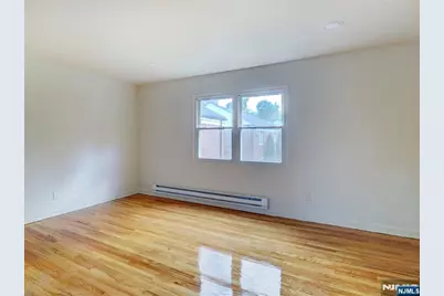 138 Lincoln Street B4 #B4, Montclair, NJ 07042 - Photo 5