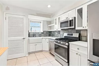 272 Walnut Street 5D #5D, Newark, NJ 07105 - Photo 5