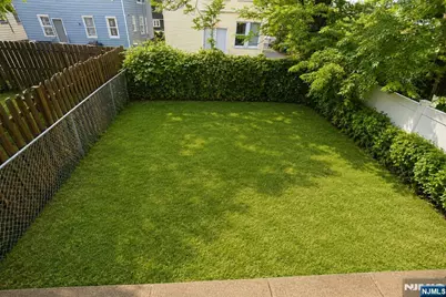 444 S 19th Street, Newark, NJ 07103 - Photo 11