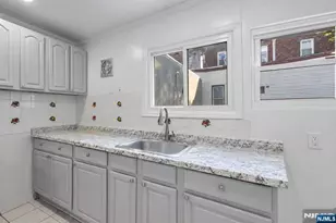 303 43rd St, Union City, NJ 07087 - Photo 5