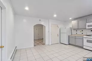 303 43rd St, Union City, NJ 07087 - Photo 7