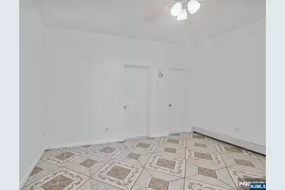 303 43rd Street, Union City, NJ 07087 - Photo 17