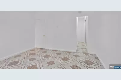303 43rd Street, Union City, NJ 07087 - Photo 15