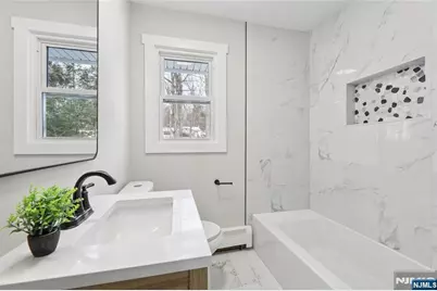 512 N Lake Shore Drive, West Milford, NJ 07421 - Photo 27