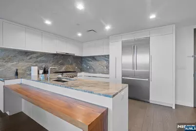 320 Adolphus Avenue 807 #807, Cliffside Park, NJ 07010 - Photo 11