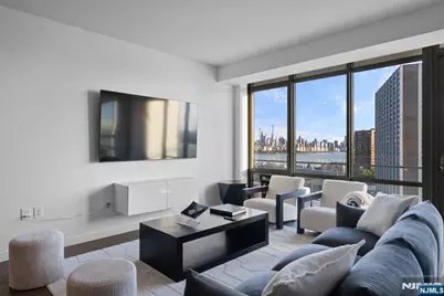 320 Adolphus Avenue 807 #807, Cliffside Park, NJ 07010 - Photo 1