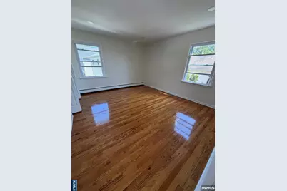 31 Marginal Road, Rutherford, NJ 07070 - Photo 15