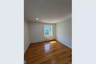 31 Marginal Road, Rutherford, NJ 07070 - Photo 13