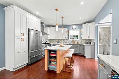 354 Highland Avenue, Orange, NJ 07050 - Photo 7