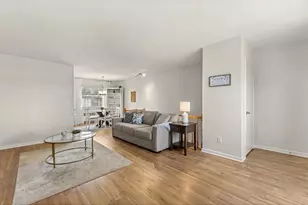 9 Wedgewood Dr 93, Verona, NJ 07044 - Photo 5