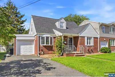 9-06 6th Street, Fair Lawn, NJ 07410 - Photo 29