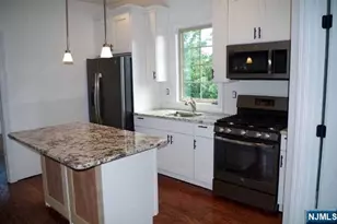 19 Dumont Ave 2, Clifton, NJ 07013 - Photo 5
