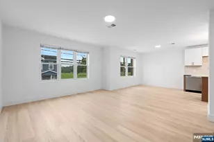 645 10th Street 1, Newark, NJ 07108 - Photo 9