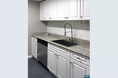 100 Old Palisade Road 3916 #3916, Fort Lee, NJ 07024 - Photo 13