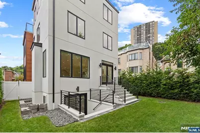 13 Lasher Lane, Edgewater, NJ 07020 - Photo 49