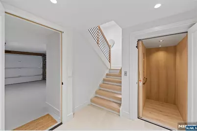 13 Lasher Lane, Edgewater, NJ 07020 - Photo 47