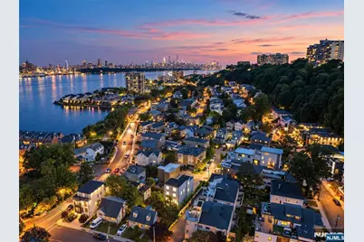 13 Lasher Lane, Edgewater, NJ 07020 - Photo 5