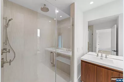 13 Lasher Lane, Edgewater, NJ 07020 - Photo 27