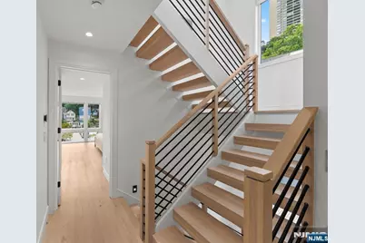13 Lasher Lane, Edgewater, NJ 07020 - Photo 23