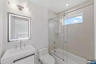 13 Lasher Ln, Edgewater, NJ 07020 - Photo 31