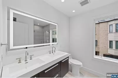 13 Lasher Lane, Edgewater, NJ 07020 - Photo 35