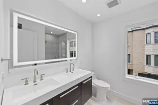 13 Lasher Ln, Edgewater, NJ 07020 - Photo 35