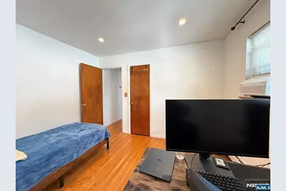 405 8th Street 2L #2L, Carlstadt, NJ 07072 - Photo 11