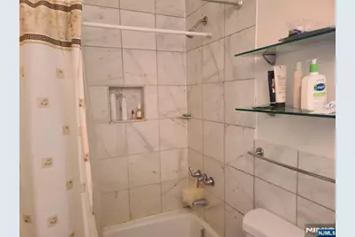 2200 Center Avenue E6 #E6, Fort Lee, NJ 07024 - Photo 13