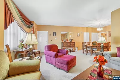 485 Saddle River Road 7 #7, Saddle Brook Township, NJ 07663 - Photo 5