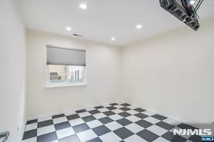 825 Riverside B202, Lyndhurst Township, NJ 07071 - Photo 17