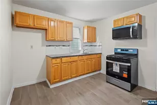 27 Triton Terrace, Newark, NJ 07104 - Photo 15