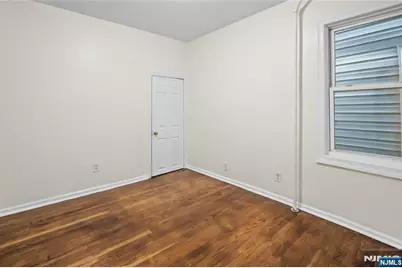 27 Triton Terrace, Newark, NJ 07104 - Photo 11