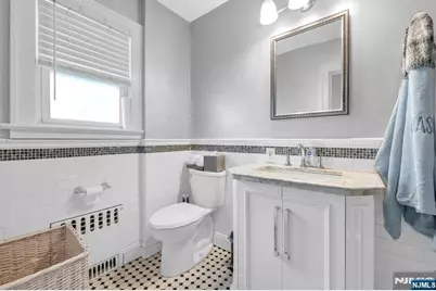 246 W Hudson Avenue, Englewood, NJ 07631 - Photo 23