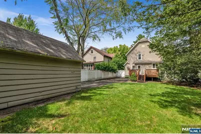 246 W Hudson Avenue, Englewood, NJ 07631 - Photo 33