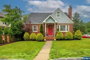 19 Robertson Rd, West Orange Township, NJ 07052 - Photo 1