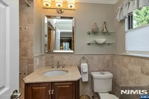 54 Spruce Run 54, Ramsey, NJ 07446 - Photo 17