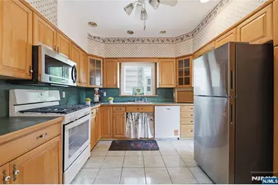 136 56th Street, Bayonne, NJ 07002 - Photo 15