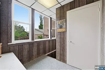 136 56th Street, Bayonne, NJ 07002 - Photo 27