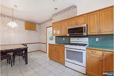 136 56th Street, Bayonne, NJ 07002 - Photo 11