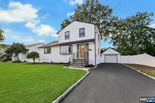 300 John Ochs Dr, Saddle Brook Township, NJ 07663 - Photo 1