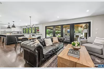 50 Blueberry Drive, Woodcliff Lake, NJ 07677 - Photo 9