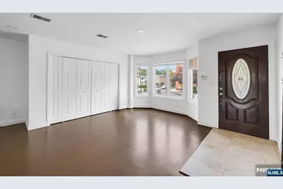 36 W Central Boulevard A #A, Palisades Park, NJ 07650 - Photo 3