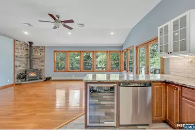 551 E Shore Road, West Milford, NJ 07421 - Photo 9