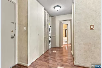 200 Grand Cove Way 2C #2C, Edgewater, NJ 07020 - Photo 15